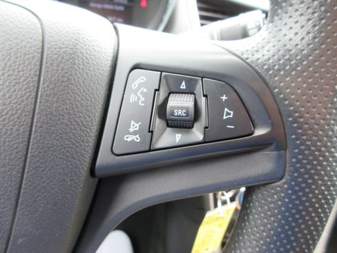 Certified 2021 Chevrolet Trax LT AWD/4WD image 25