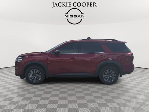 Used 2026 Nissan Pathfinder SV AWD/4WD image 8
