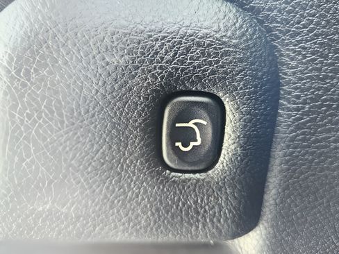 Used 2020 Jeep Grand Cherokee Altitude RWD image 27