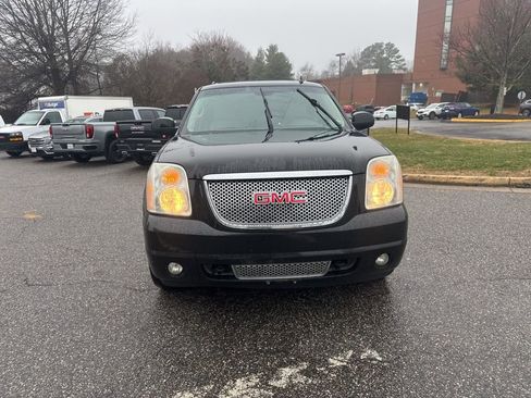 Used 2012 GMC Yukon Denali image 1