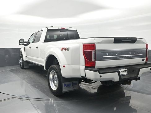 Used 2022 Ford F450 Platinum w/ FX4 Off-Road Package image 22