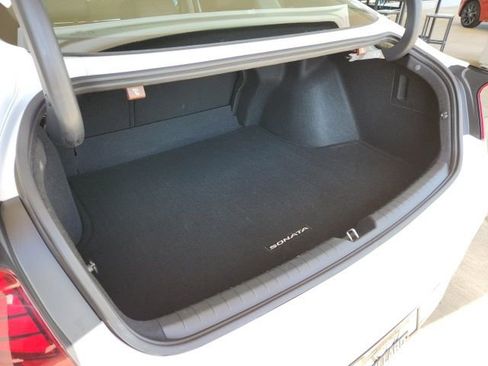 Used 2022 Hyundai Sonata Limited image 23