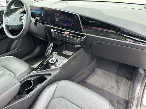 Used 2023 Kia Niro Wave w/ Wave Preserve Package FWD image 10