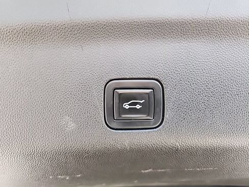 Certified 2021 Cadillac Escalade Sport w/ LPO, ONYX Package AWD/4WD image 55