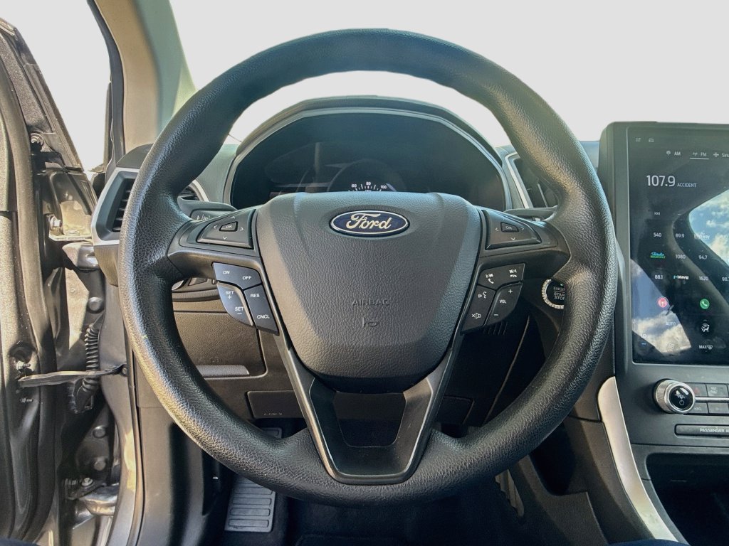 Used 2023 Ford Edge SE w/ Black Appearance Package AWD/4WD image 12