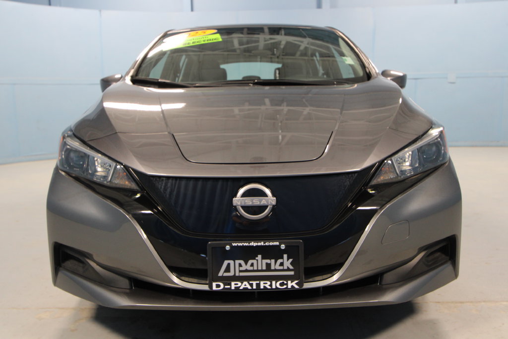 Used 2025 Nissan Leaf S FWD image 23