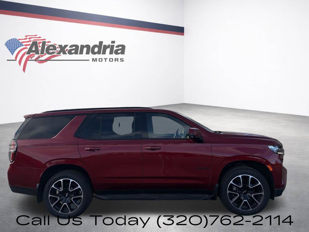 Used 2022 Chevrolet Tahoe RST w/ Luxury Package AWD/4WD image 5