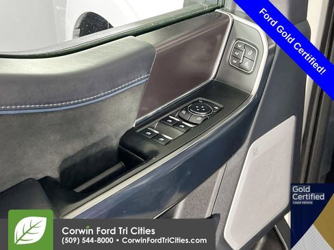 Certified 2025 Ford F150 Platinum w/ FX4 Off-Road Package AWD/4WD image 12