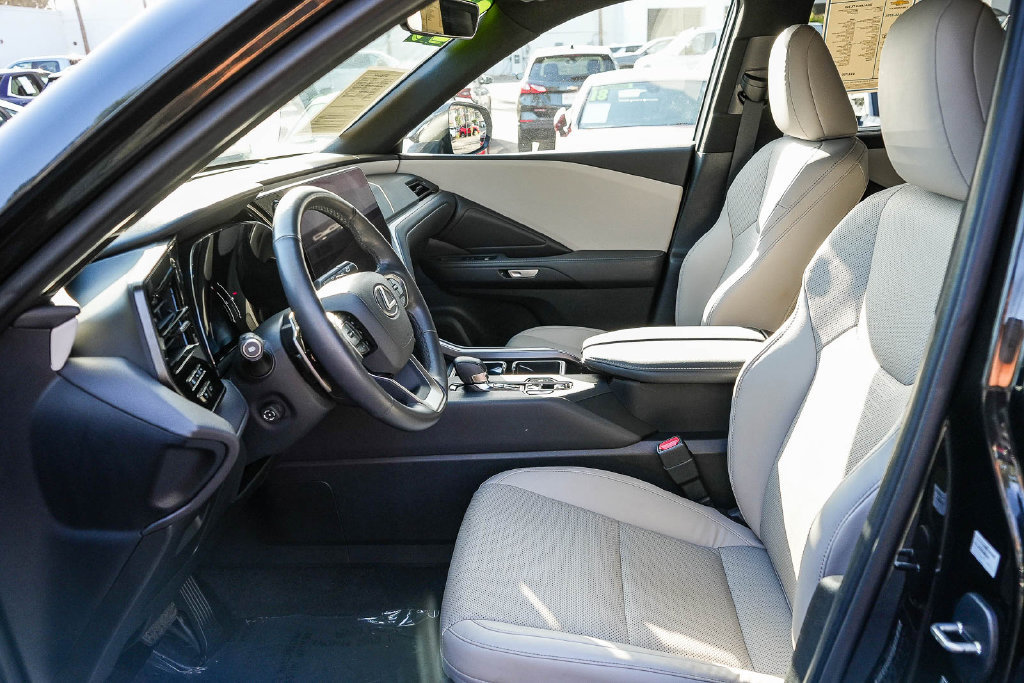 Used 2024 Lexus TX 350 FWD w/ Cold Weather Package image 14