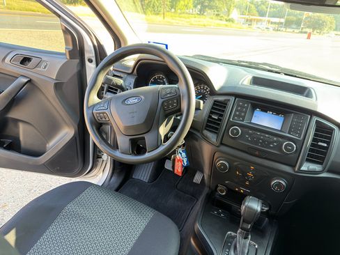 Used 2019 Ford Ranger XL w/ Equipment Group 101A Mid RWD image 21