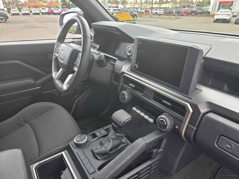 Certified 2025 Toyota 4Runner SR5 image 13