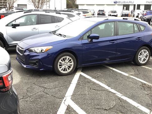 Used 2018 Subaru Impreza 2.0i Premium w/ Eyesight & BSD & Rcta image 2