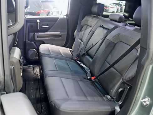 Used 2024 GMC Hummer EV 3X AWD/4WD image 33