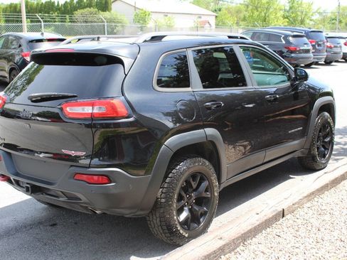 Used 2014 Jeep Cherokee Trailhawk w/ Technology Group AWD/4WD image 6