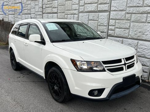 Used 2019 Dodge Journey GT image 3