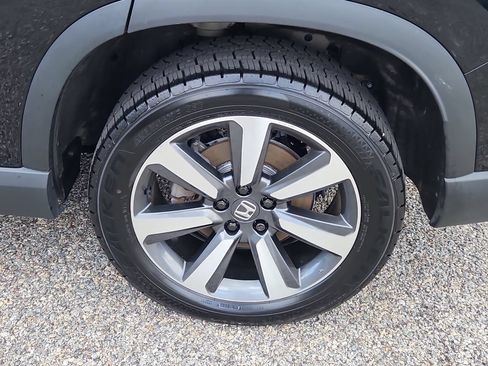 Certified 2023 Honda Pilot Touring image 8