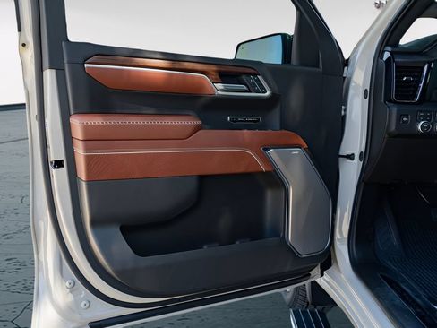New 2026 GMC Sierra 1500 Denali Ultimate AWD/4WD image 17