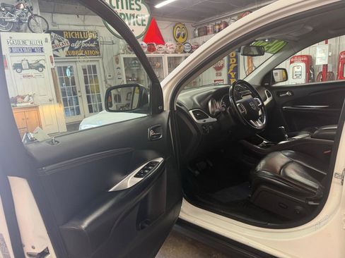 Used 2019 Dodge Journey GT AWD/4WD image 10