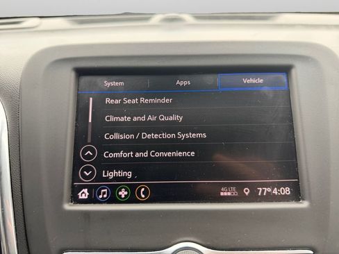 Used 2020 Chevrolet Equinox LT w/ Driver Convenience Package FWD image 29