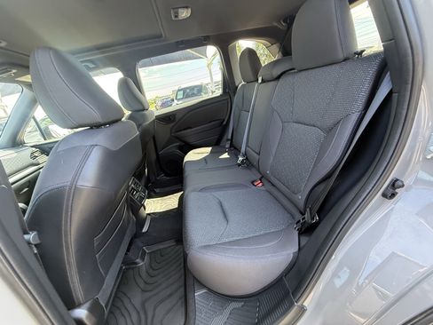 Used 2025 Subaru Forester Premium AWD/4WD image 14