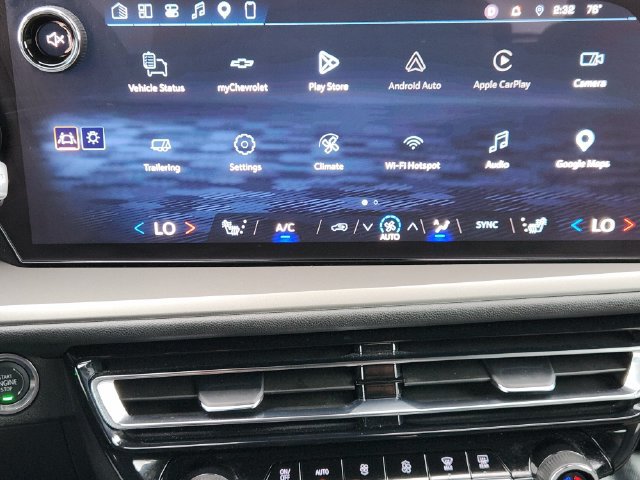Used 2026 Chevrolet Traverse LT w/ Driver Confidence Package FWD image 18