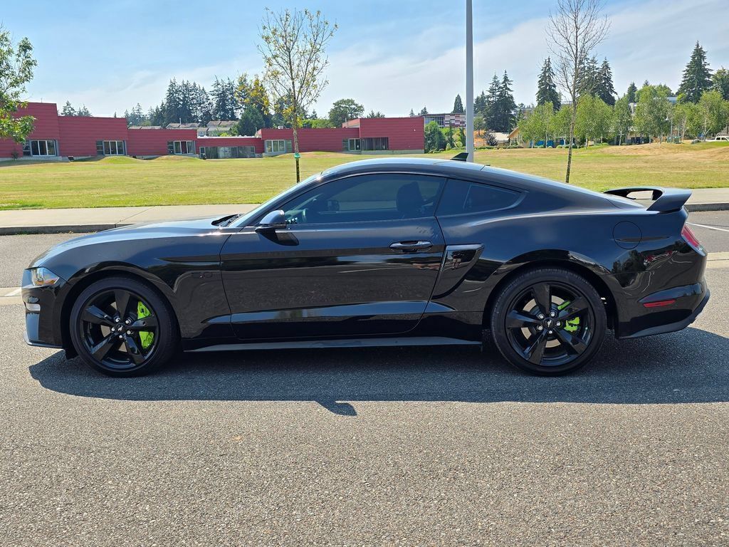 Used 2021 Ford Mustang GT Premium RWD image 2