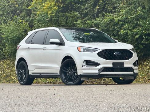 Used 2019 Ford Edge ST w/ Equipment Group 401A image 2