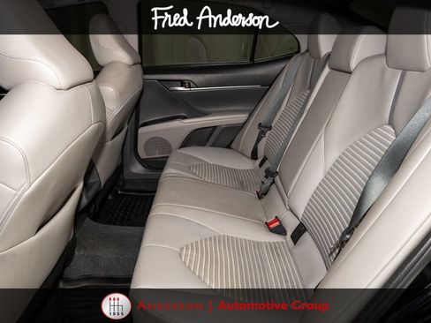 Used 2023 Toyota Camry SE FWD image 7