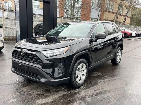Used 2023 Toyota RAV4 LE AWD/4WD image 1