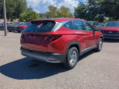 New 2026 Hyundai Tucson SE image 7