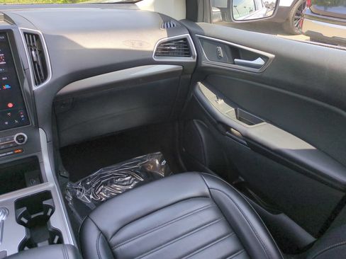 Used 2024 Ford Edge SEL AWD/4WD image 17