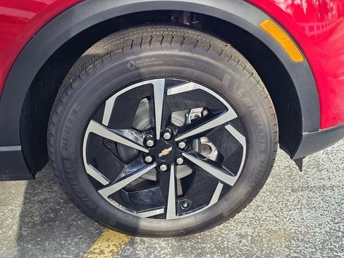 New 2026 Chevrolet Equinox EV LT AWD/4WD image 9