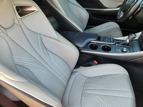 Used 2015 Lexus RC F w/ Premium Package RWD image 10