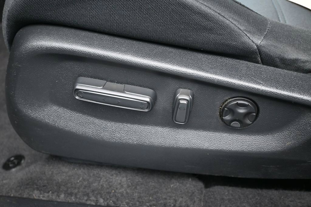Used 2017 Honda CR-V EX image 10