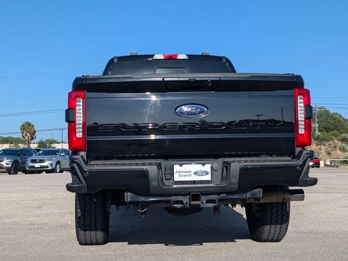 Certified 2024 Ford F250 Lariat w/ Lariat Ultimate Package AWD/4WD image 6