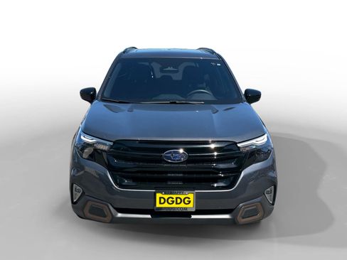 Used 2025 Subaru Forester Sport w/ Popular Package #1 AWD/4WD image 8