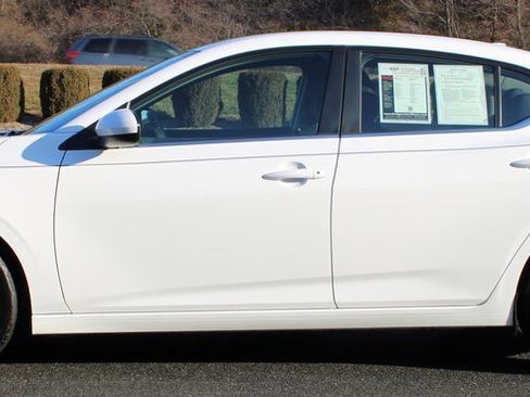 Certified 2023 Nissan Sentra SV w/ All-Weather Package image 9