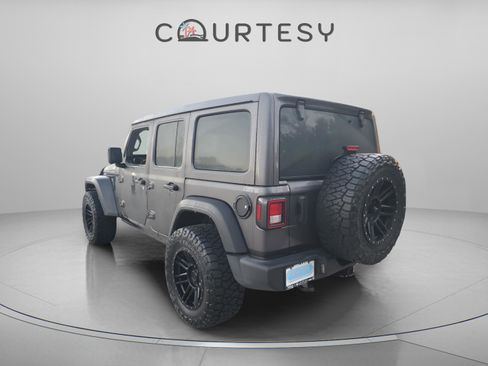 Used 2022 Jeep Wrangler Unlimited Sport w/ Sun And Sound Package image 2