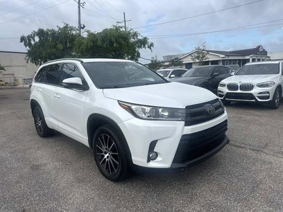 Used 2017 Toyota Highlander XLE