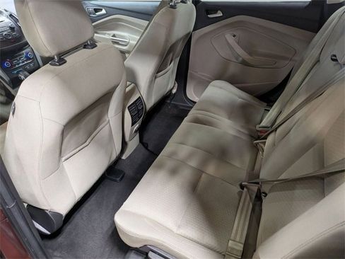 Used 2018 Ford Escape SE image 23