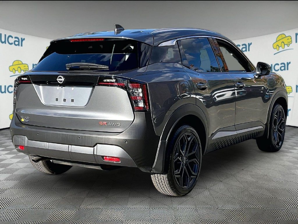 Used 2025 Nissan Kicks SR w/ SR Premium Package AWD/4WD image 6