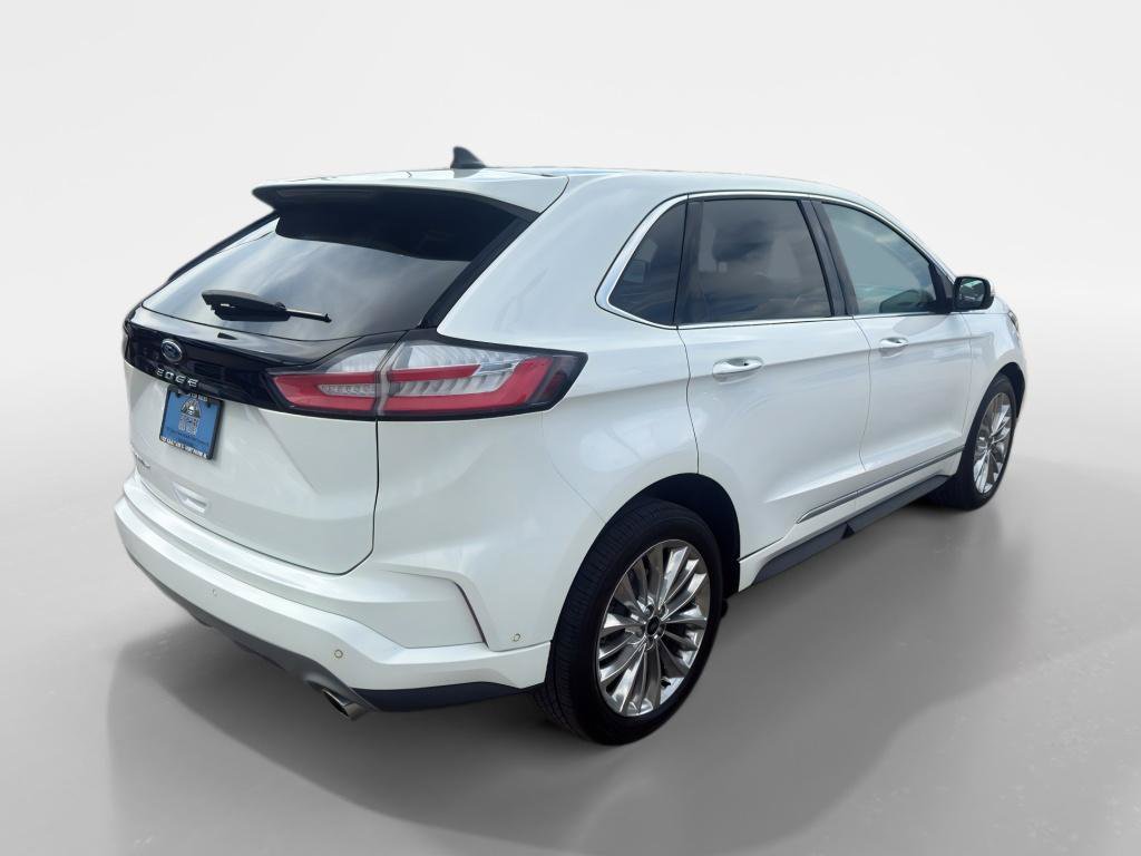 Used 2021 Ford Edge Titanium w/ Equipment Group 301A FWD image 5