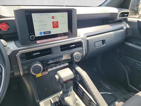 Used 2025 Toyota 4Runner TRD Off-Road image 19