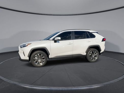 Used 2023 Toyota RAV4 XLE Premium AWD/4WD image 5