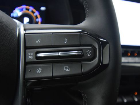 Used 2026 Chevrolet Colorado Trail Boss AWD/4WD image 34