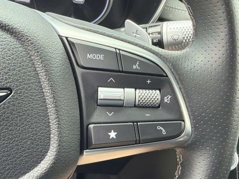Used 2025 Genesis G70 2.5T AWD/4WD image 26