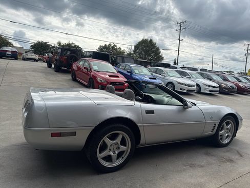 Used 1996 Chevrolet Corvette Convertible image 20