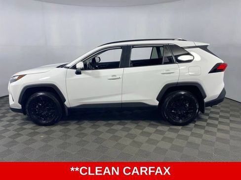 Used 2024 Toyota RAV4 XLE w/ Convenience Package FWD image 5