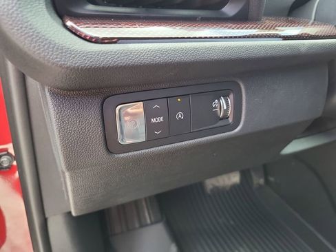 New 2026 Chevrolet Traverse RS w/ LPO, Floor Liner Package FWD image 14