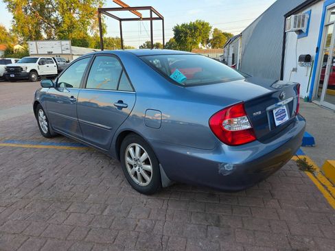 Used 2003 Toyota Camry XLE FWD image 6